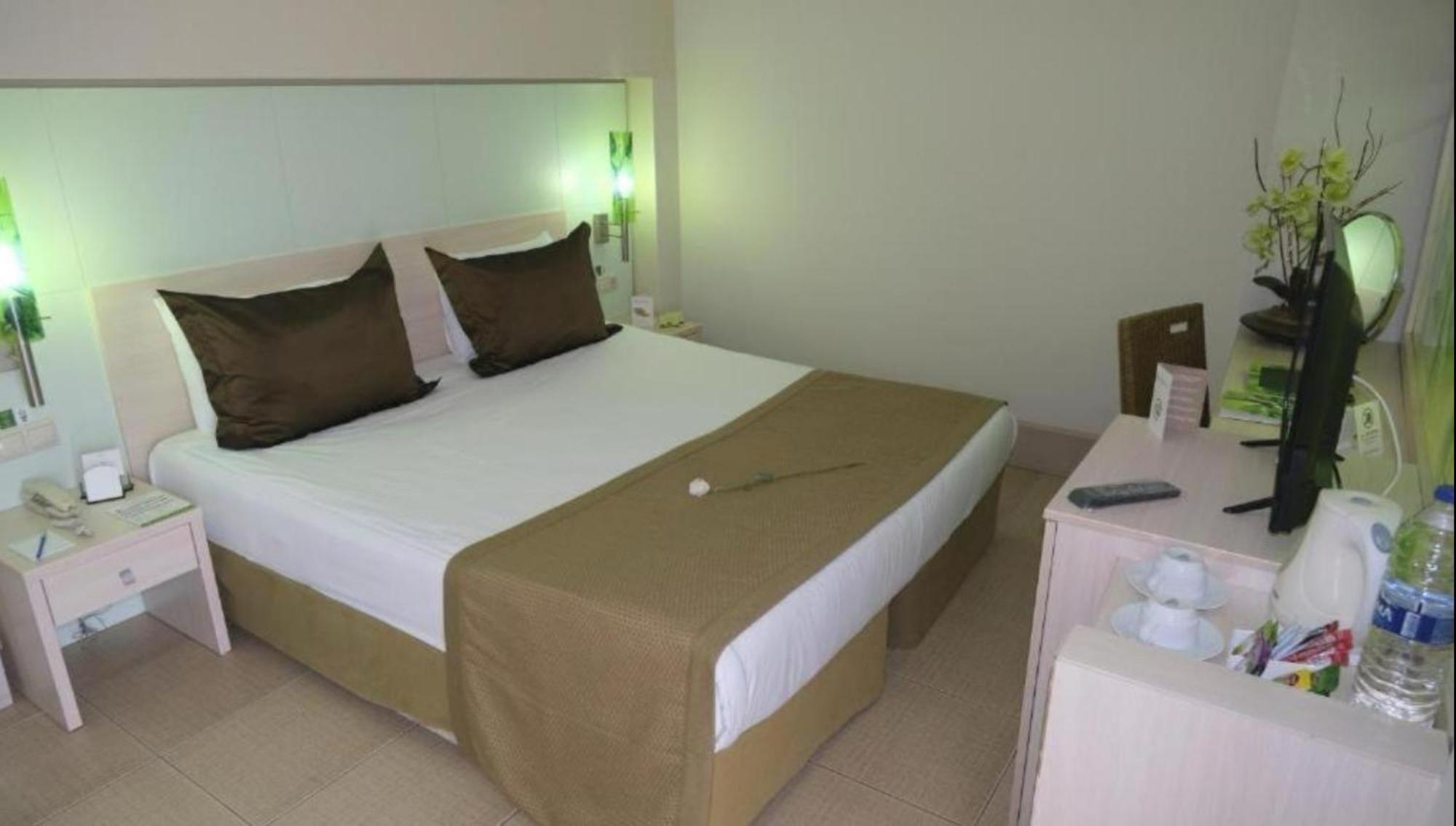 Ambassador Hotel & Spa أنطاليا المظهر الخارجي الصورة