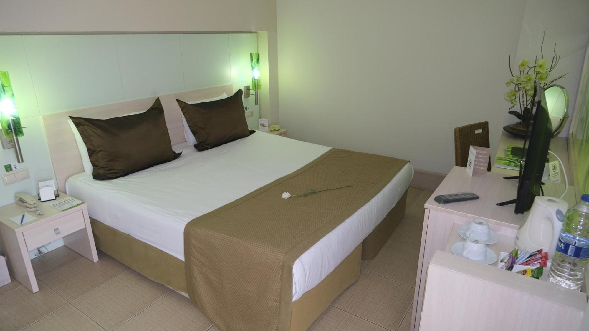 Ambassador Hotel & Spa أنطاليا المظهر الخارجي الصورة