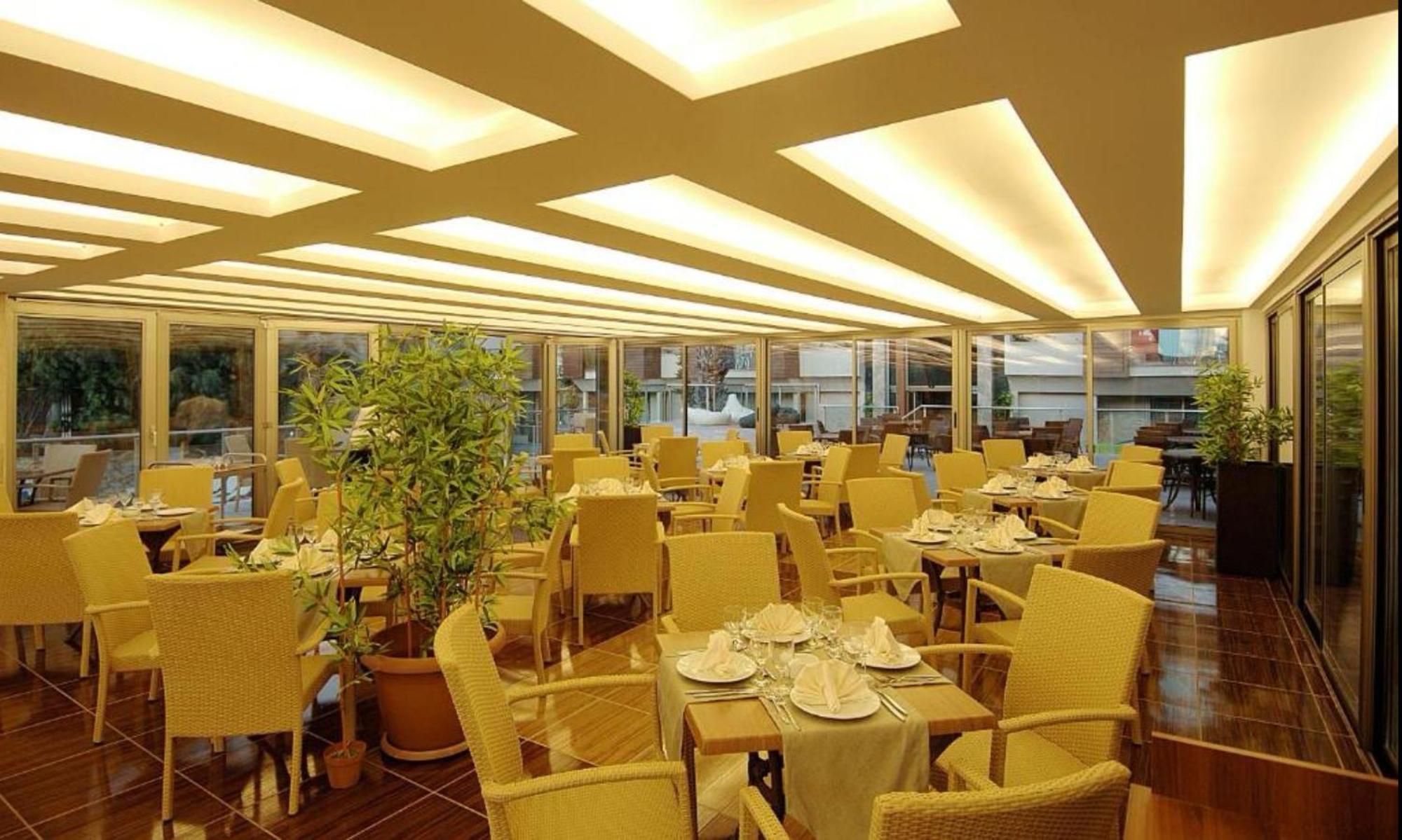 Ambassador Hotel & Spa أنطاليا المظهر الخارجي الصورة