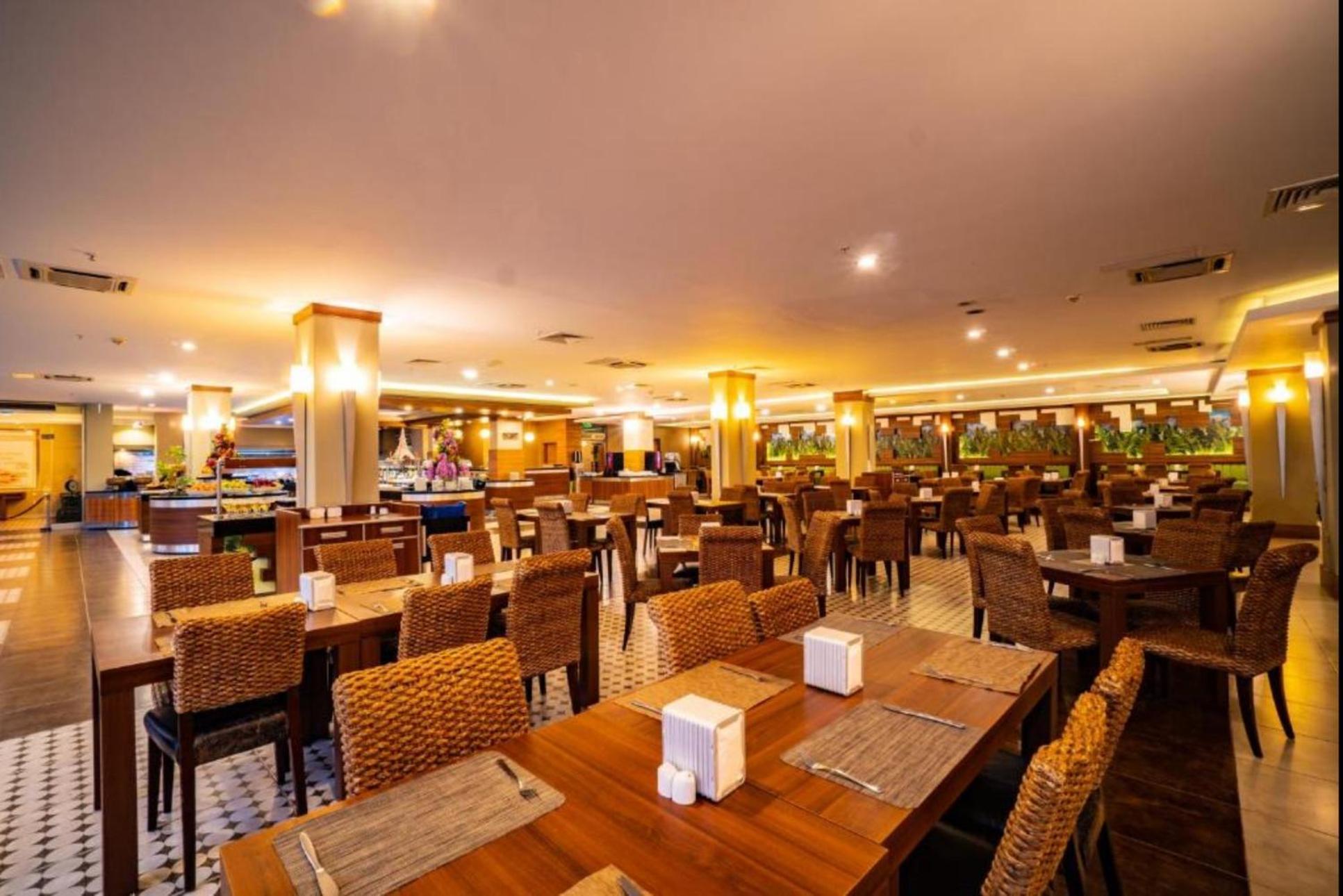 Ambassador Hotel & Spa أنطاليا المظهر الخارجي الصورة