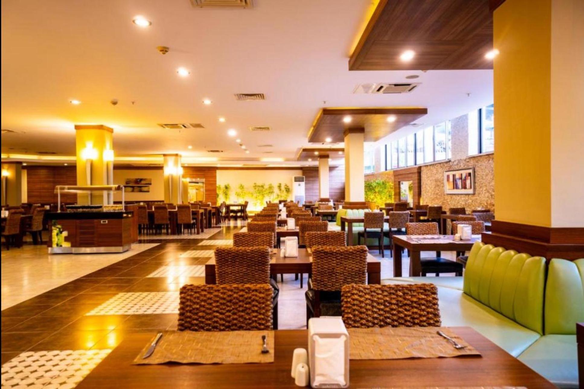 Ambassador Hotel & Spa أنطاليا المظهر الخارجي الصورة